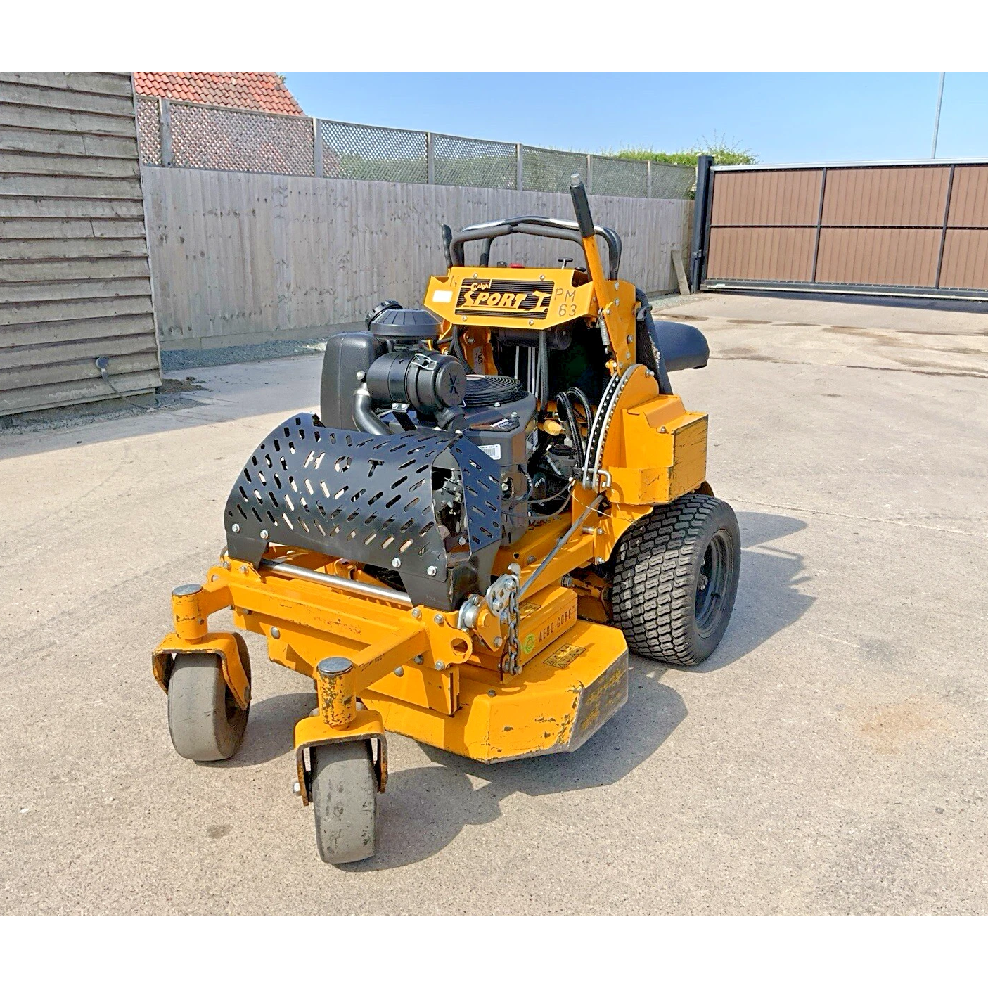 2018 WRIGHT STANDER SPORT 36 ZERO TURN STAND ON LAWN MOWER | 1040HOURS